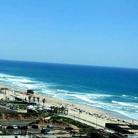 מלון דירות על הים בת ים 39 ภายนอก รูปภาพ