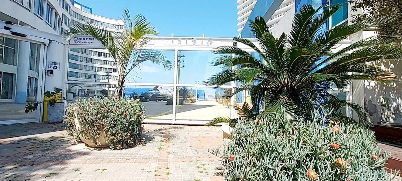מלון דירות על הים בת ים 39 ภายนอก รูปภาพ