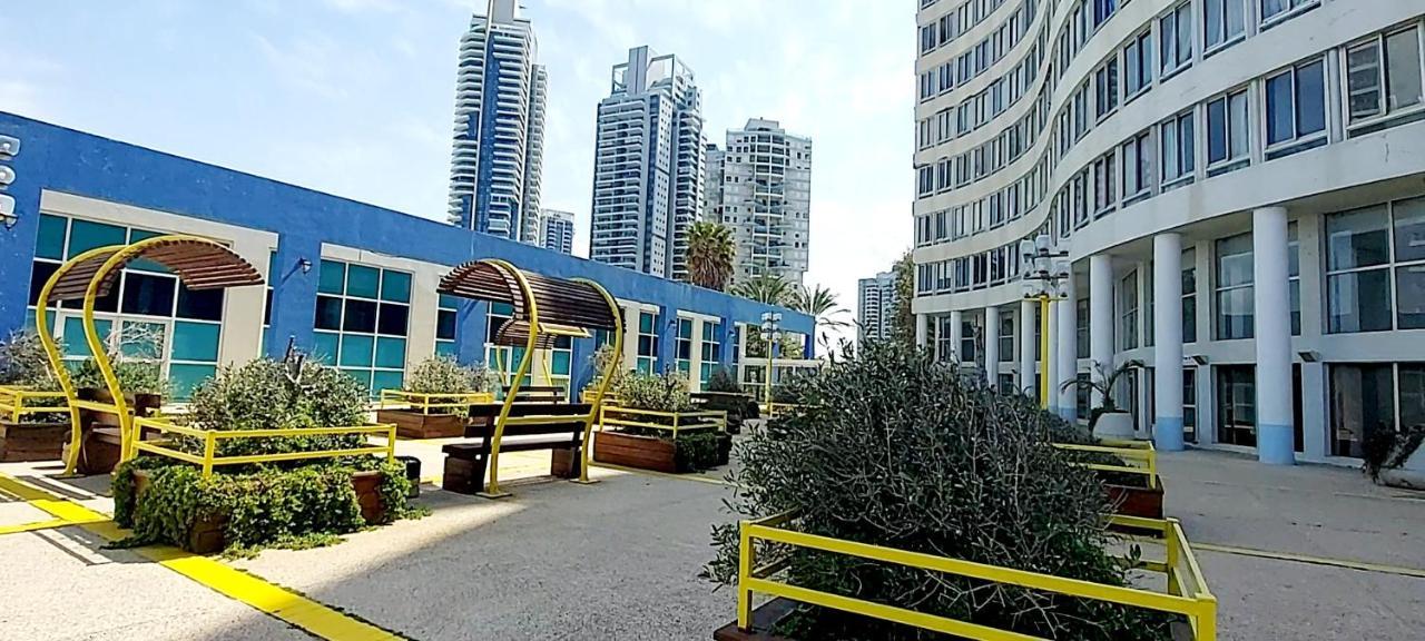 מלון דירות על הים בת ים 39 ภายนอก รูปภาพ