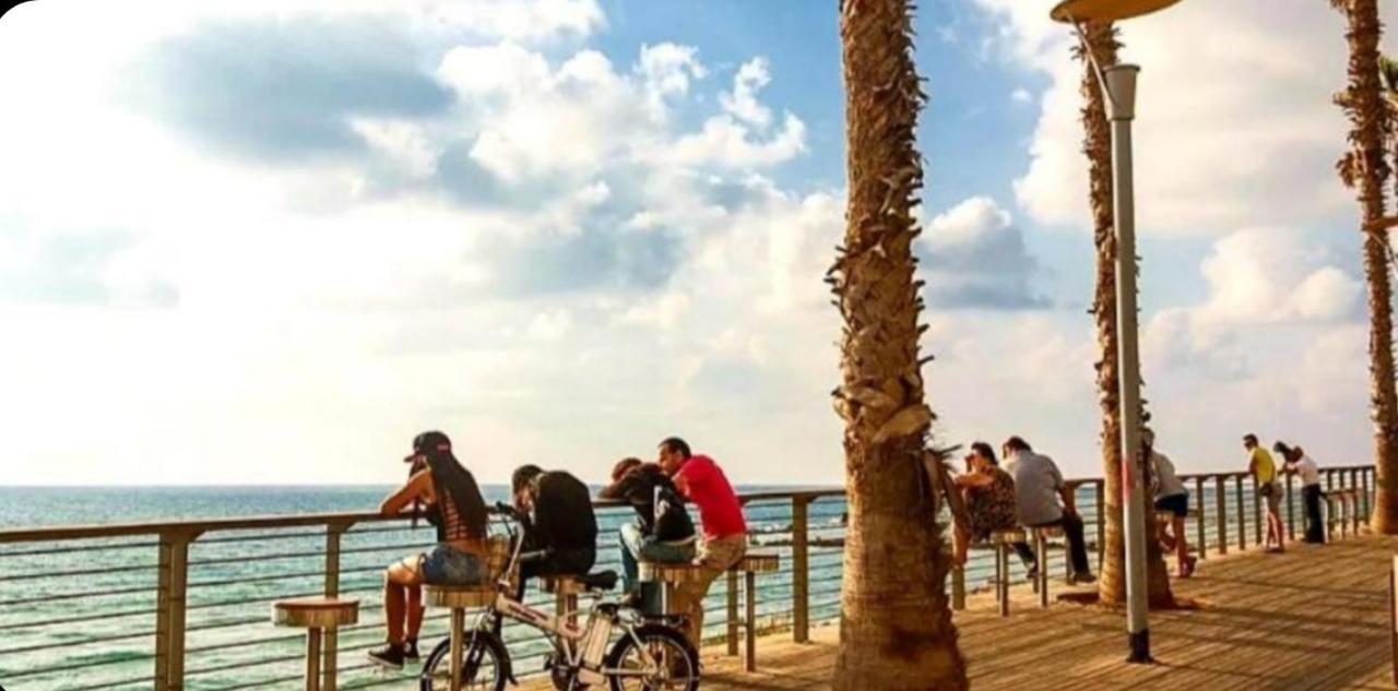מלון דירות על הים בת ים 39 ภายนอก รูปภาพ